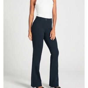 BETABRAND NWOT Navy Elegant Women's Yoga Pants!